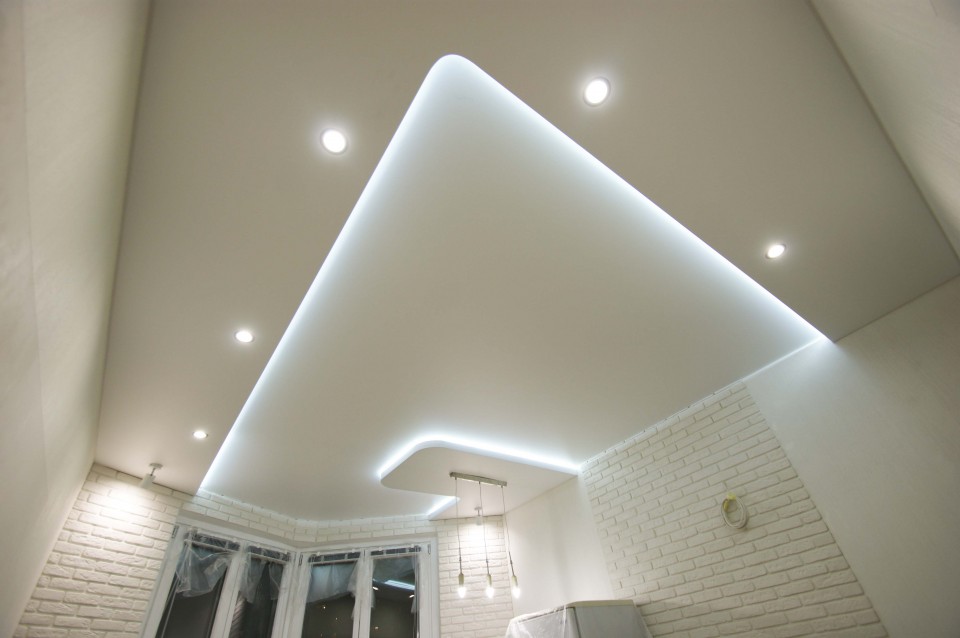 Заказать парящие натяжные потолки в г. Тимашёвск